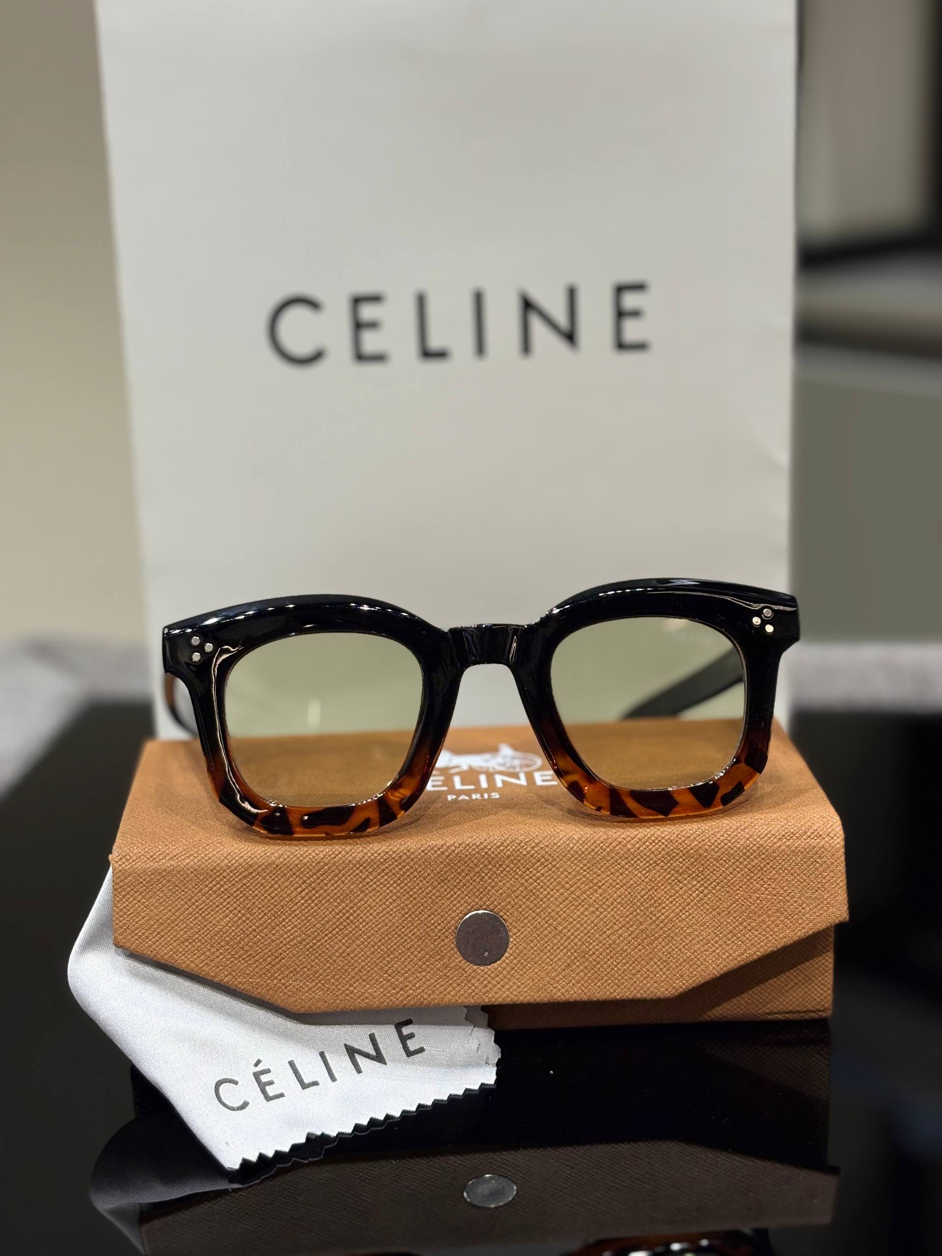 5780562489480253148 عینک CELINE قهوه ای 2 - تصویر 1